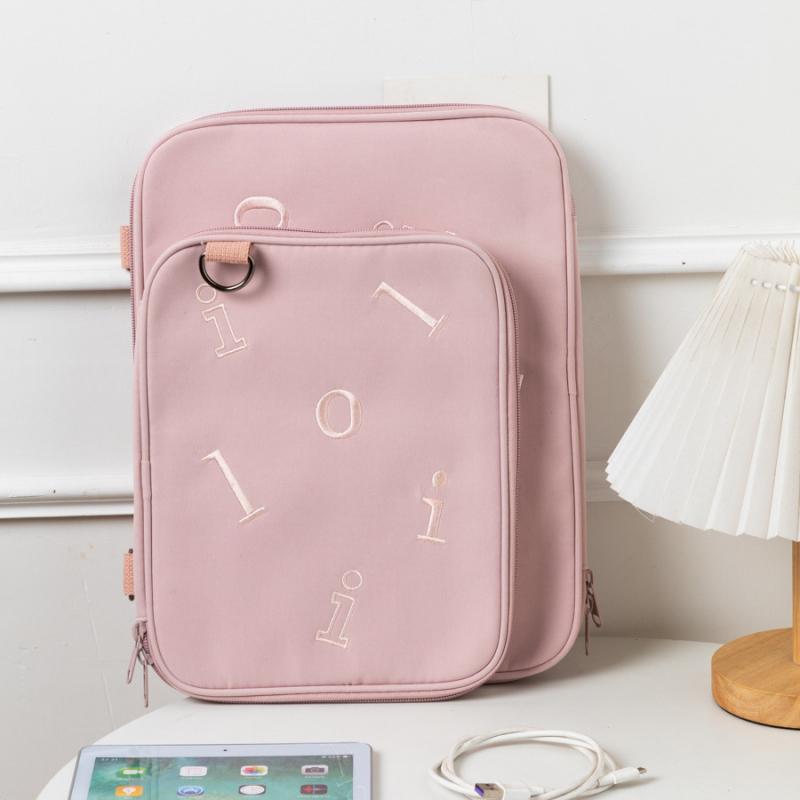 Unisex torba preko ramena za tablet s prozračnim poliesterskim materijalom, podstava od poliestera, uzorak slova, jesen 2024