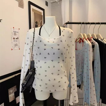 Bluza s mašnicom i mrežastom tkaninom, ultra-tanka tkanina, kratka duljina 40–50 cm, dugi zvonasti rukavi, pulover-top