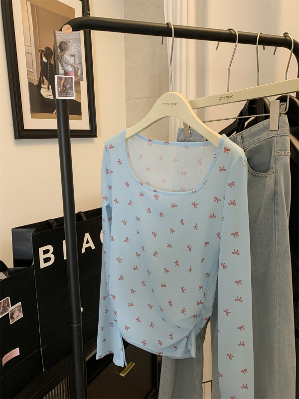 Bluza s mašnicom i mrežastom tkaninom, ultra-tanka tkanina, kratka duljina 40–50 cm, dugi zvonasti rukavi, pulover-top