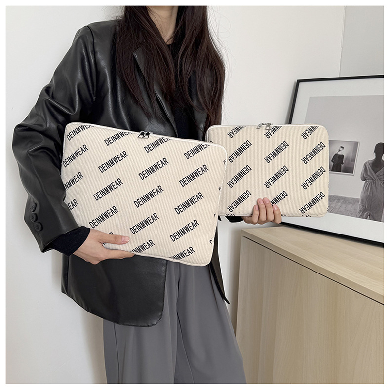 Korduroy clutch torba s podstavom od poliestera, proljeće 2025, street fashion, unisex.