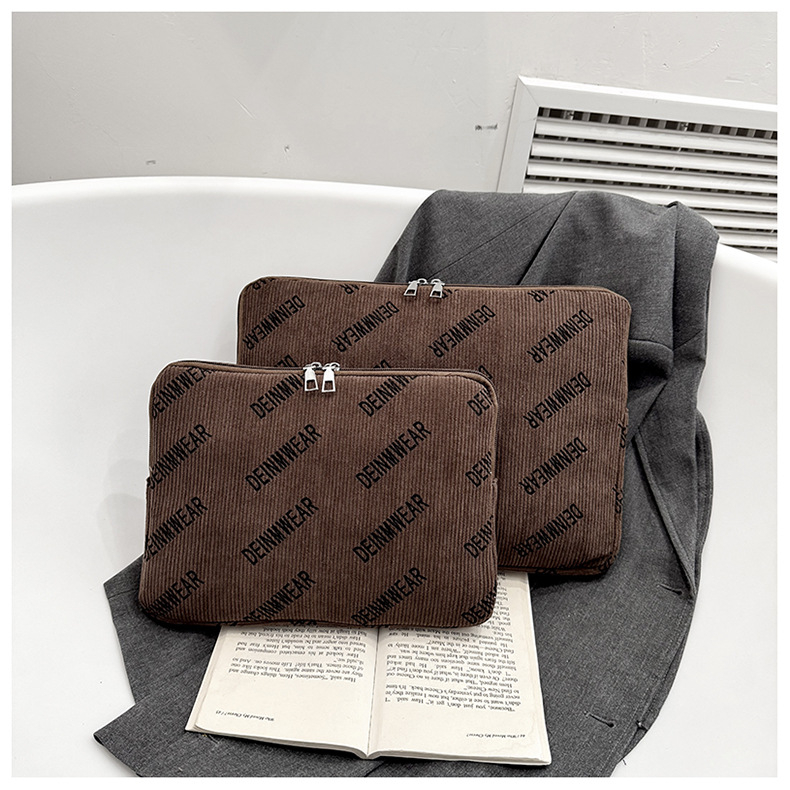 Korduroy clutch torba s podstavom od poliestera, proljeće 2025, street fashion, unisex.