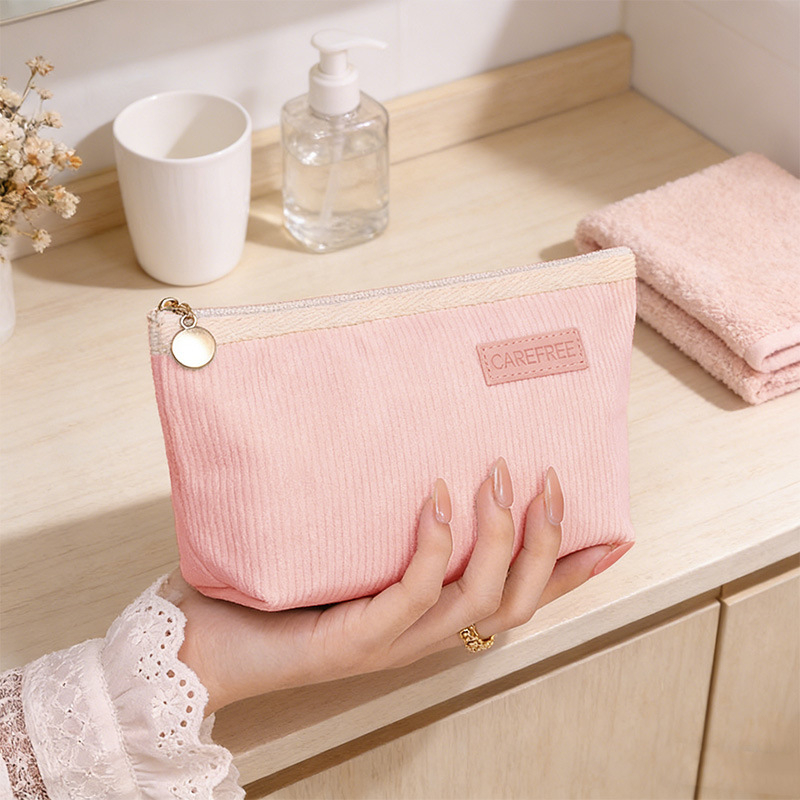 Velúr mini sminktaska belső zsebbel, hordozható retusáló tasak, kis rúzstároló