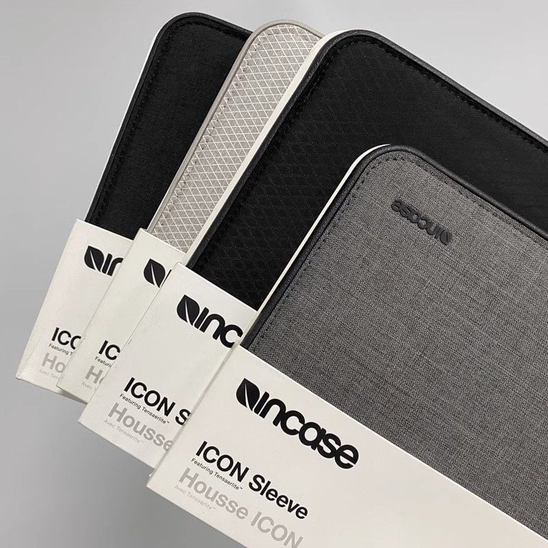 Incase MacBook Pro unutarnja torbica – otporna na udarce, AIR-Fiber magnetska
