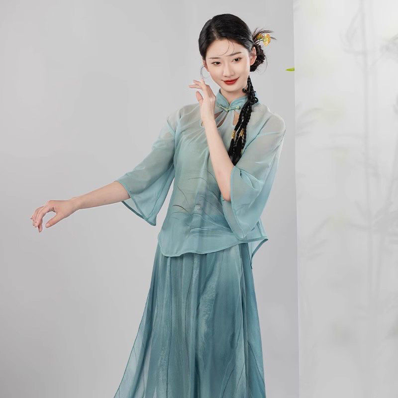 Folklorni plesni kostim, unisex, smjesa chenille-spandex (90–95% spandex), proljeće 2025