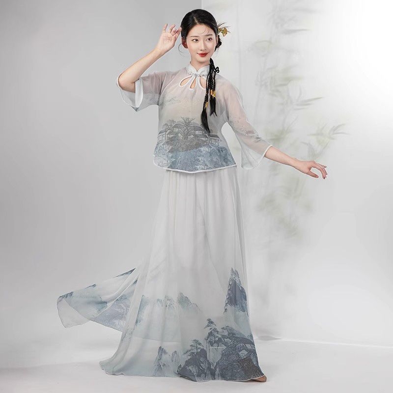 Folklorni plesni kostim, unisex, smjesa chenille-spandex (90–95% spandex), proljeće 2025
