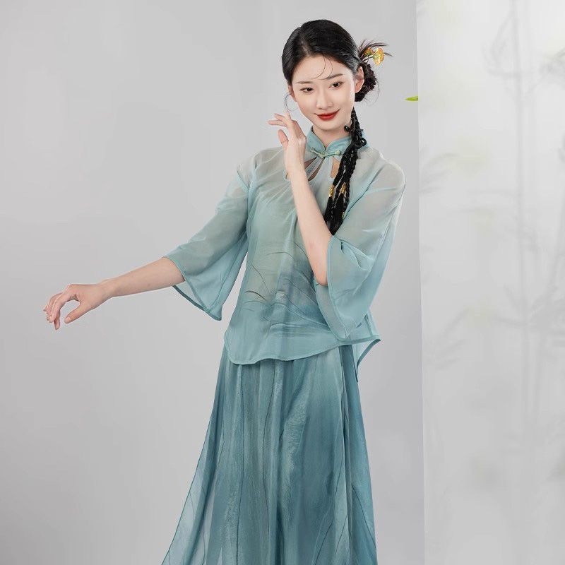 Folklorni plesni kostim, unisex, smjesa chenille-spandex (90–95% spandex), proljeće 2025