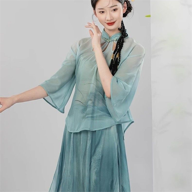 Folklorni plesni kostim, unisex, smjesa chenille-spandex (90–95% spandex), proljeće 2025