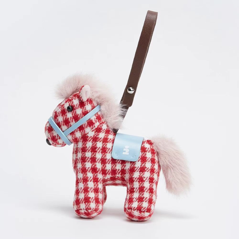 Висулка за чанта Little Horse Pendant 05 — вълнен плюш, карикатурен принт, декоративно украшение, пролет 2026, стил национален тренд