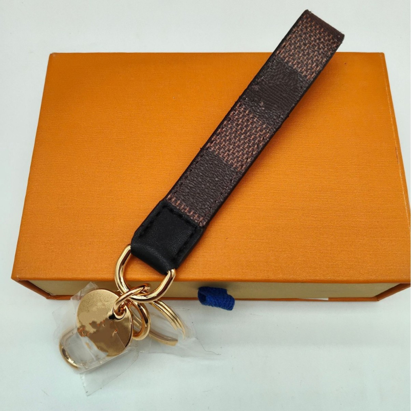 Autókulcs-tartó bőrrel, modern stílus, Márka: Holly has