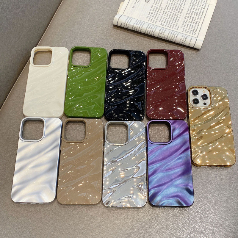 Kućište od tekućeg silikona s trodimenzionalnim plisiranim uzorkom za iPhone 16 Pro Max i iPhone 15/14/13 – mekani, premium dojam