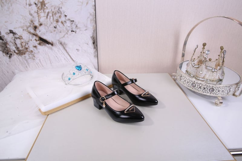 Lányoknak szóló hercegnő csatos balerina, bőr felsőrész, PU belső és talp, TPR talp, 2024 tavasz