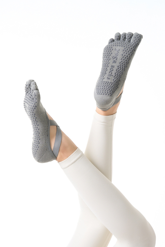 Ženske anti-slip joga čarape – kratke petoprstne čarape za pilates, ljeto, fitness, ples