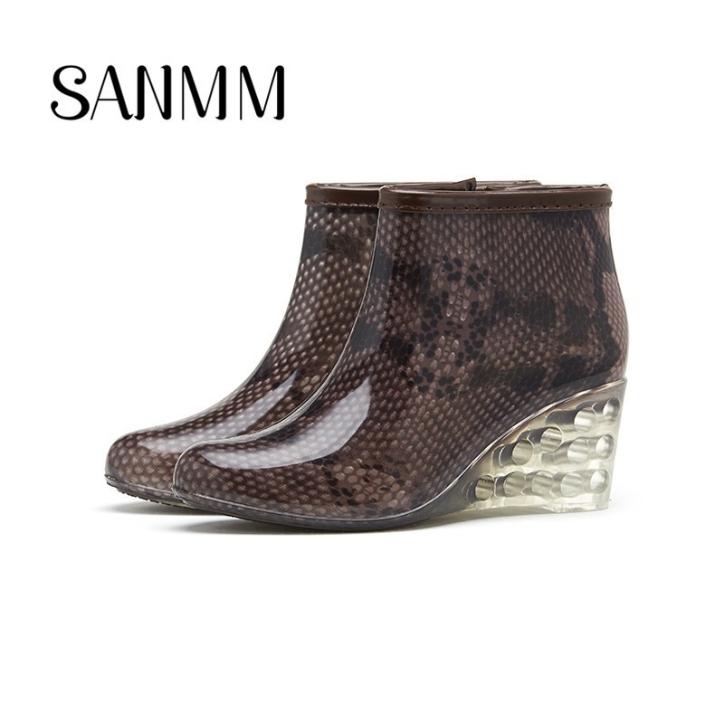 Ženske PVC čizme za kišu, niski štit, 6–8 cm peta, protuklizna podstava, slip-on