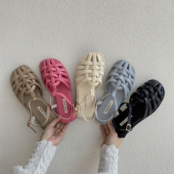 Sandale romane cu partea superioară din PU, vârf rotund, talpă din cauciuc, închidere cu cataramă