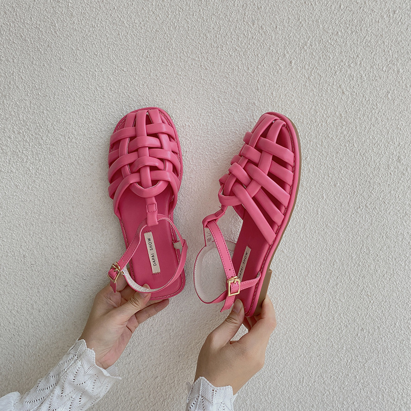 Sandale romane cu partea superioară din PU, vârf rotund, talpă din cauciuc, închidere cu cataramă