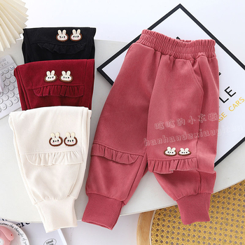 Lányoknak tervezett fleece-bevonatú, lazán szabott koreai stílusú sportnadrág csipkés szegéllyel, újszülötteknek 0–12 hónap, tavasz–ősz