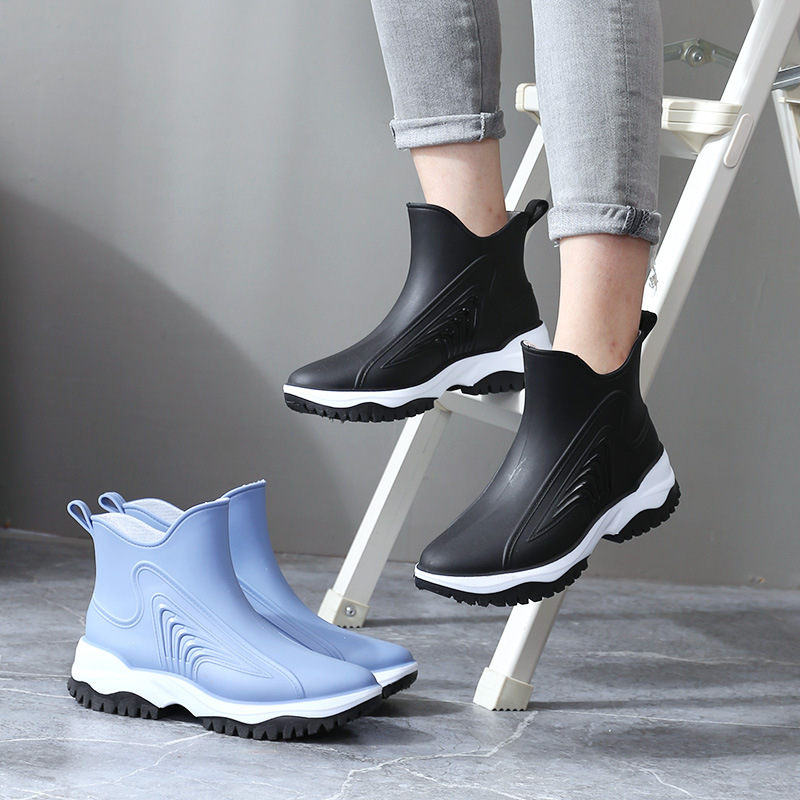 Ghete de ploaie din PVC pentru femei cu talpă groasă, model color-block, glezna scurtă, toc plat, anti-derapare, pentru toate sezoanele