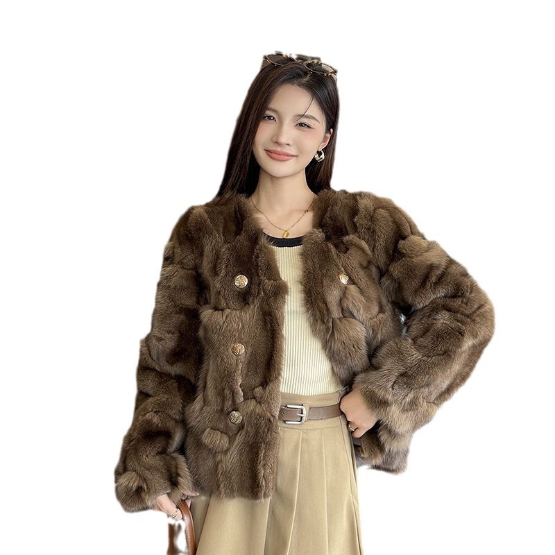 Дамско палто от лисица козина, късо, V-образно деколте, дълги ръкави, урбан стил, есен 2025