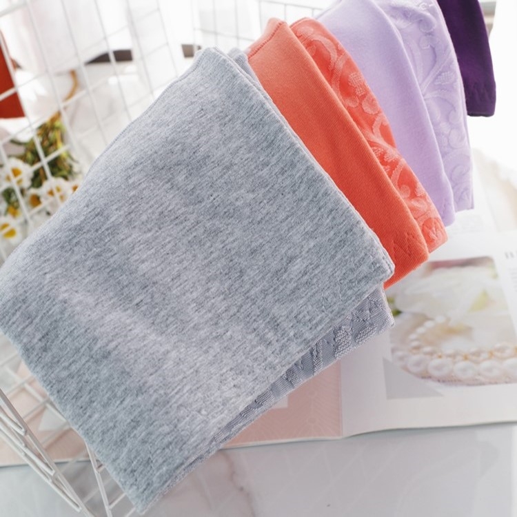 Női 100% pamut magas derekú fehérnemű – haskörfeszítés és popsiemelés, egyszínű, sima szövés