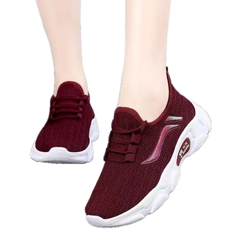 Női hálós felsőrészű sportcipő vastag talppal, légáteresztő, elöl fűzővel, alacsony sarok 1–3 cm