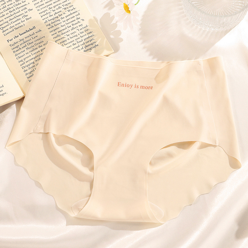 Γυναικείο εσώρουχο Ice Silk, διαπνέον, μεσαίας μέσης, κύριο ύφασμα 90–95% νάιλον, επένδυση καβάλου 80–90% Mulberry μετάξι