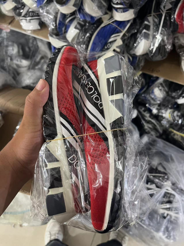 Спортно-ежедневни обувки за жени с дишащ мрежест горен слой, кръгъл нос, плосък ток, гума подметка, текстилна стелка