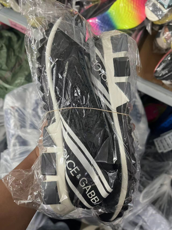 Спортно-ежедневни обувки за жени с дишащ мрежест горен слой, кръгъл нос, плосък ток, гума подметка, текстилна стелка