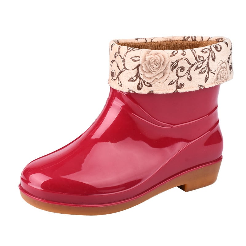 Női esőcsizmák, csúszásmentes, alacsony bokáig érő, PVC felső, egyszínű, alacsony sarka 1-3 cm