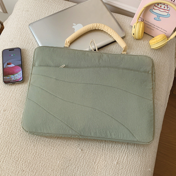 Funda pentru laptop – protecție la șocuri, impermeabilă, rezistentă la uzură, pliabilă; material exterior din poliester.