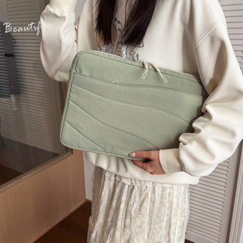 Funda pentru laptop – protecție la șocuri, impermeabilă, rezistentă la uzură, pliabilă; material exterior din poliester.