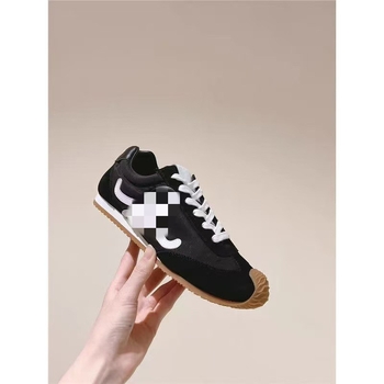 Unisex tenisice za casual trening, okrugla prst, gornji dio od nubuk kože goveda, vezanje šnure, podstava od prvog sloja kože
