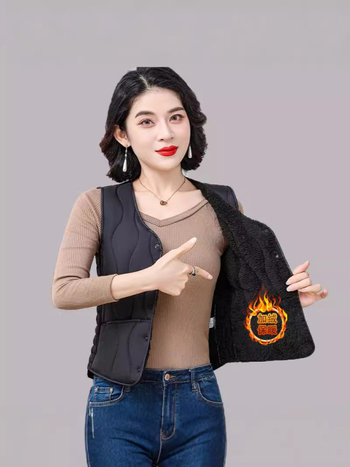 Vestă pentru femei din nylon cu umplutură poliester-bumbac, croială scurtă, guler în V, închidere cu nasturi pe un rând