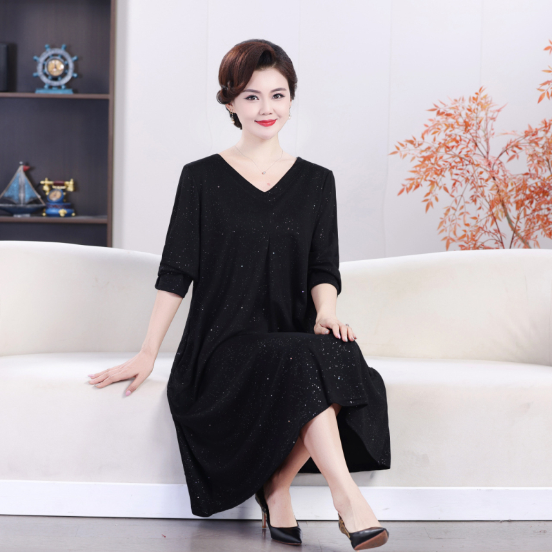 Hosszú ujjú midi ruha, derékszűkítő fazon, karcsúsító hatás, tavasz–ősz viseléséhez, csillogó flitterekkel