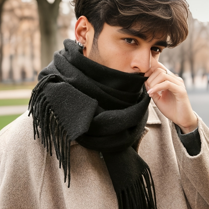 Zimski šal u klasičnom britanskom stilu sa resicama, topao i svestran za parove (Materijal: Poliester; Pletenje: Warp knitting; Sezona: Zima; Stil: Fashion Commuter, Elegantno, Minimalističko).