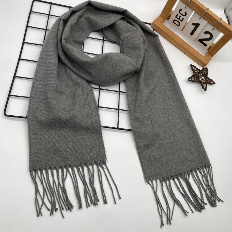 Zimski šal u klasičnom britanskom stilu sa resicama, topao i svestran za parove (Materijal: Poliester; Pletenje: Warp knitting; Sezona: Zima; Stil: Fashion Commuter, Elegantno, Minimalističko).