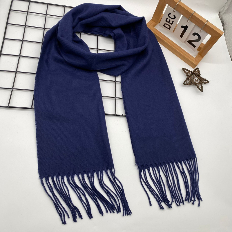 Zimski šal u klasičnom britanskom stilu sa resicama, topao i svestran za parove (Materijal: Poliester; Pletenje: Warp knitting; Sezona: Zima; Stil: Fashion Commuter, Elegantno, Minimalističko).