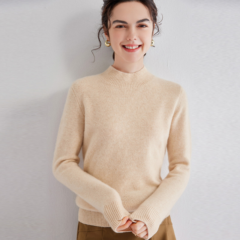 Дамски пуловер от кашмир, свободен силует, 30–50% кашмир съдържание, полутръбна яка, дълги ръкави