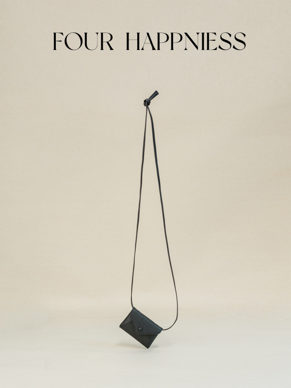 Μικρό πορτοφόλι-θήκη καρτών από πρώτο στρώμα βοδινού δέρματος, γνήσιο δέρμα, υπερ-ελαφρύ, αστικός μινιμαλισμός, επένδυση από δέρμα βοδινού