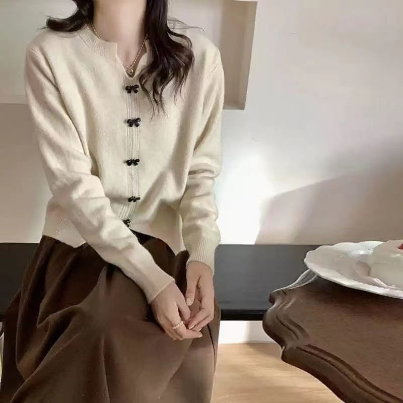 Kardigan od poliestera, francuski stil, okrugli izrez, dugi rukavi, duljina 50–65 cm