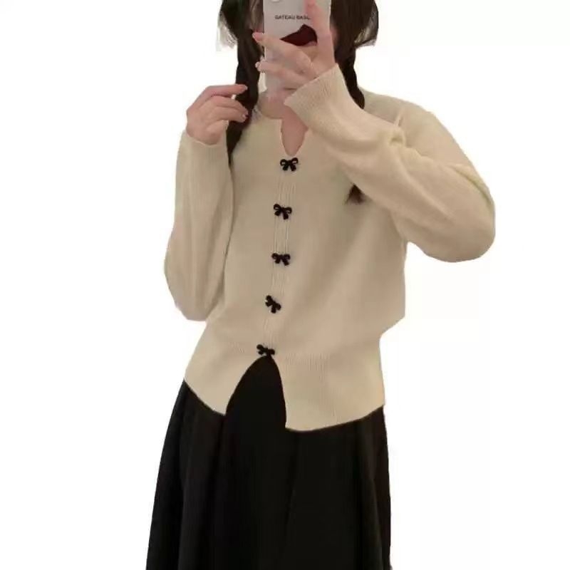 Kardigan od poliestera, francuski stil, okrugli izrez, dugi rukavi, duljina 50–65 cm