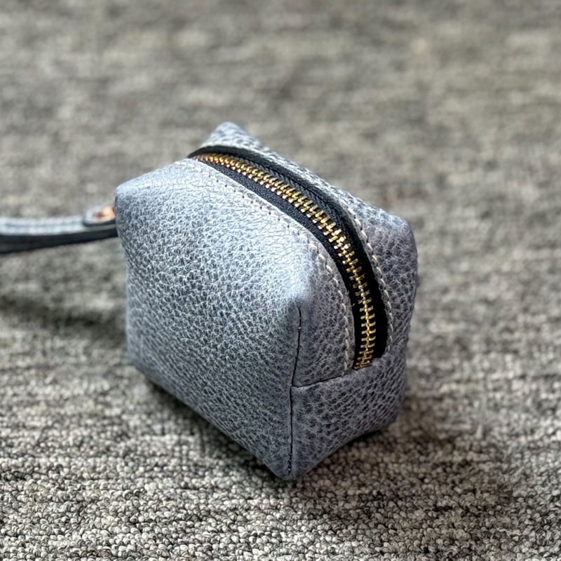 Novčanik za novčiće od prave kože, biljno tanisana koža, gradski minimalistički stil, unisex, podstava od poliester-pamuka