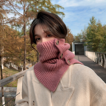 Kötött sál hamis gallérrel és gombokkal – vastag, meleg kiegészítő ősz-télre