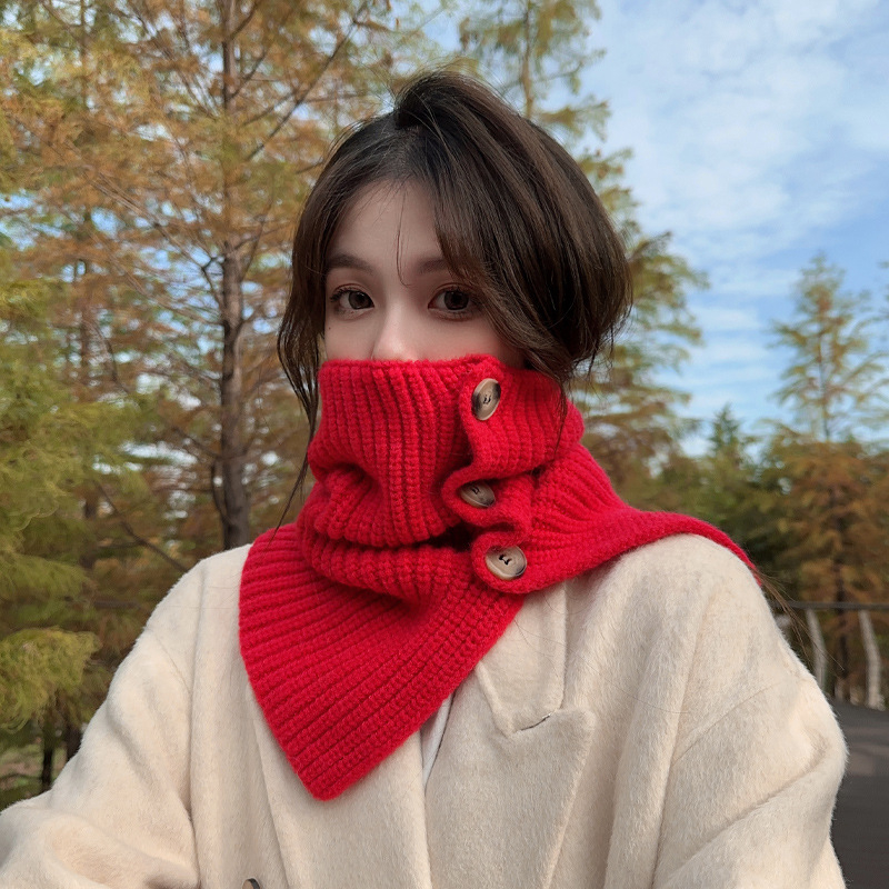 Kötött sál hamis gallérrel és gombokkal – vastag, meleg kiegészítő ősz-télre