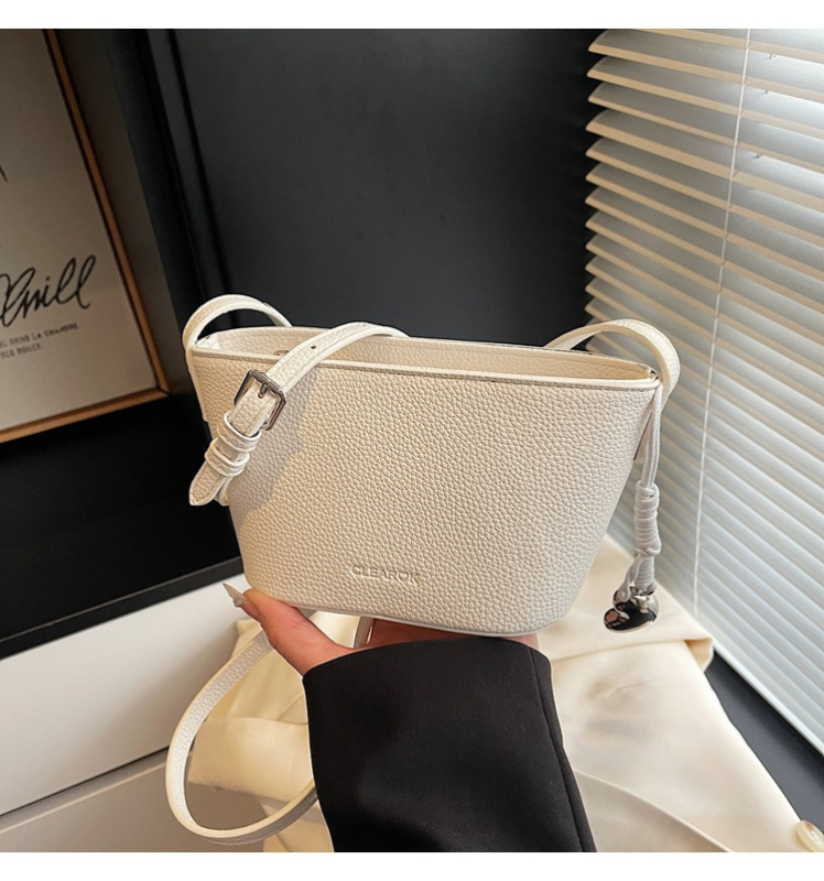 Női bucket táska — városi egyszerűség, PU anyag, bucket forma, mágneszár, belső laminált cipzár