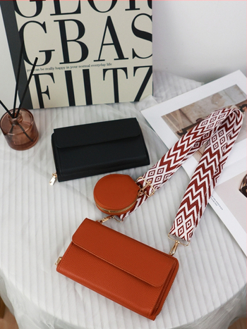 Ženska PU crossbody torba s lychee teksturom, horizontalno kvadratnog oblika, zatvarač, unutarnji džep za mobitel i džep sa zatvaračem, gradski minimalistički stil, proljeće 2025