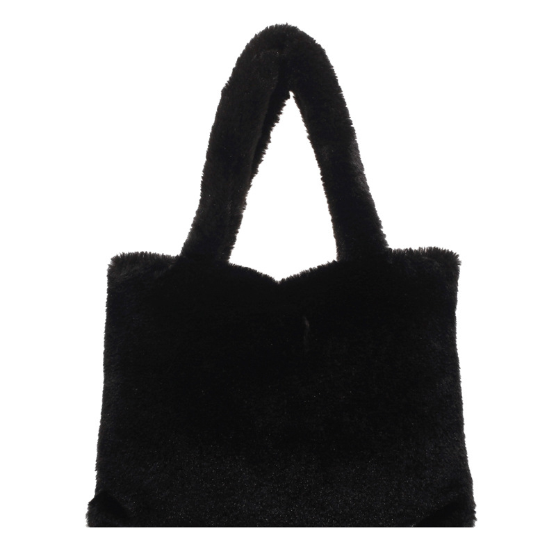 Ženska pliš torbica crossbody — horizontalni kvadratni oblik, magnetsko zatvaranje, podstava od poliestera