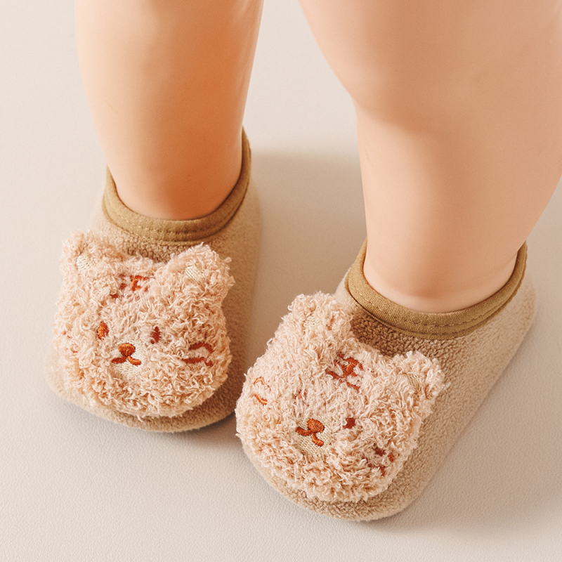 Patike i čarape za bebe 12–36 mjeseci - crtani uzorak, protuklizne, mekana pamučna tkanina, održavaju toplinu (jesen/zima)
