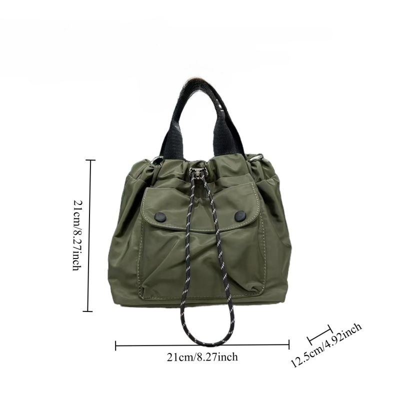 Урбанистична минималистична чанта за рамо от найлон с връзка за затваряне, хоризонтално правоъгълна форма и вътрешен джоб с цип