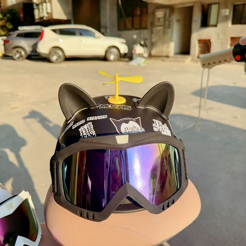 ABS anyagú kerékpáros sisak, 3C tanúsítvány, uniszex, egész éves használatra