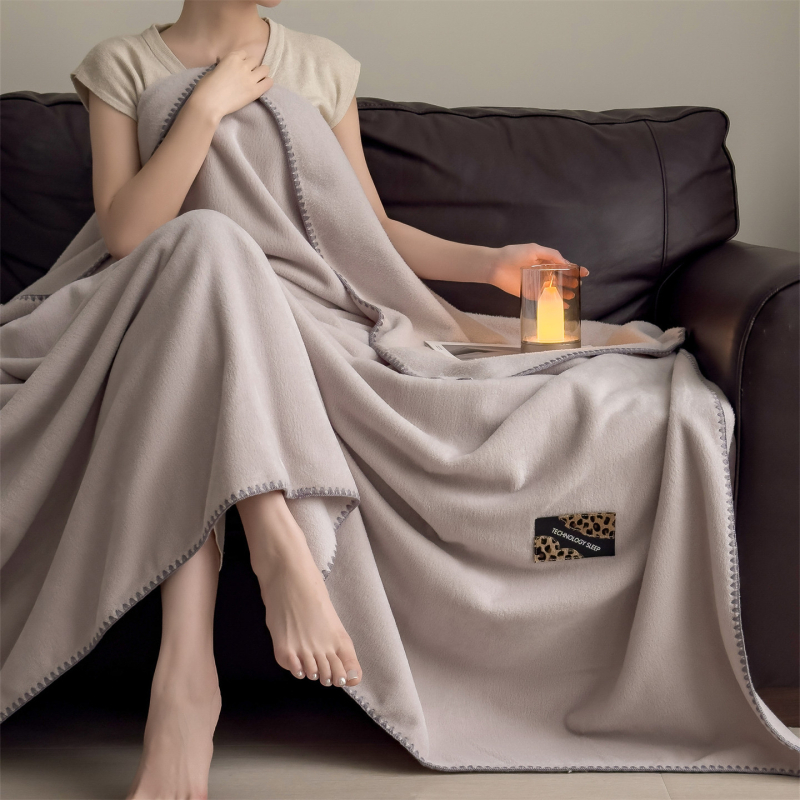 Perfect Sleep vuneno-kašmir deka, 800-1000 g, za sve sezone, stil laganog luksuza